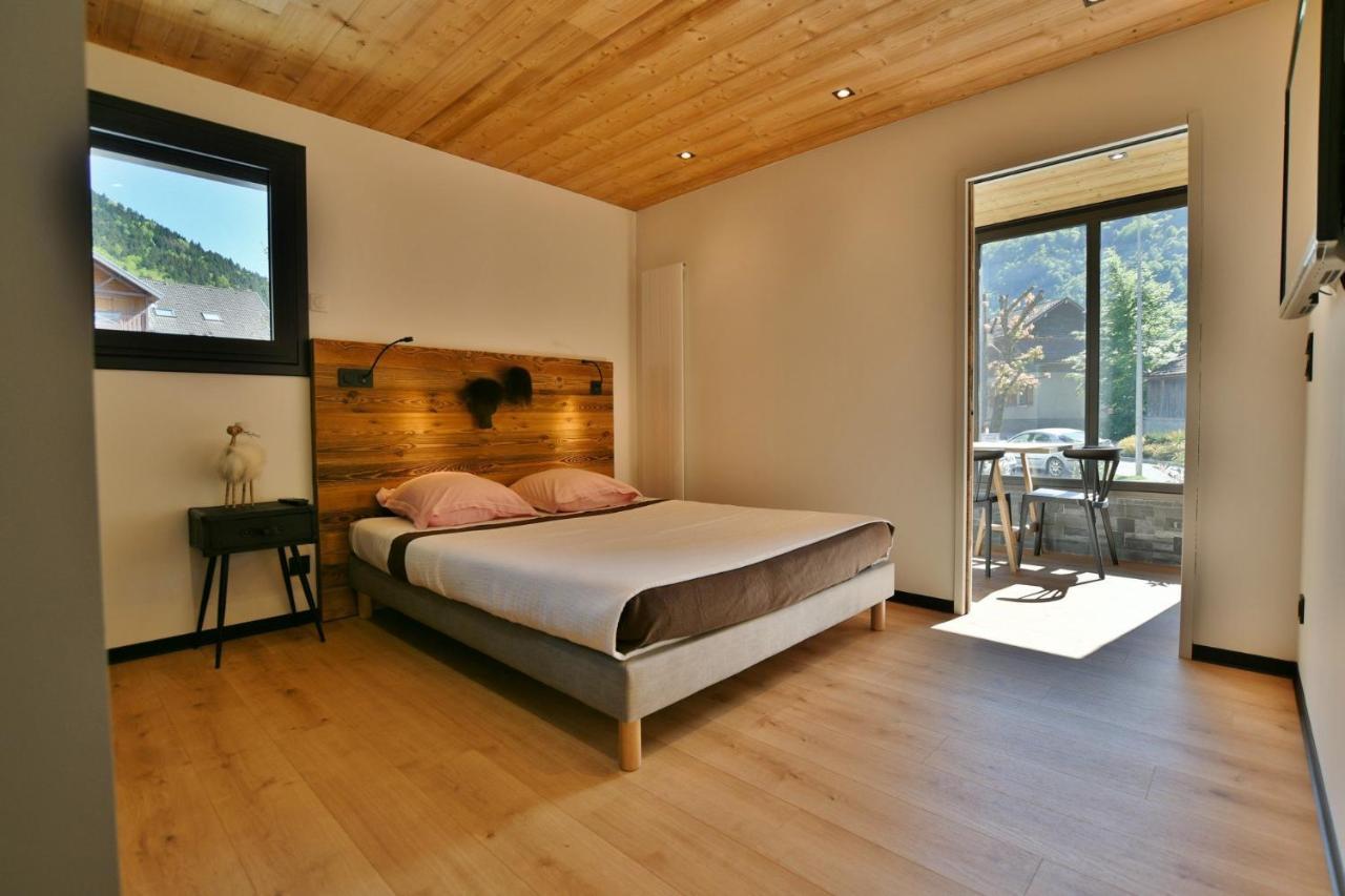 Bel Appartement Centre De Thones Lumineux Et Spacieux Neuf Buitenkant foto